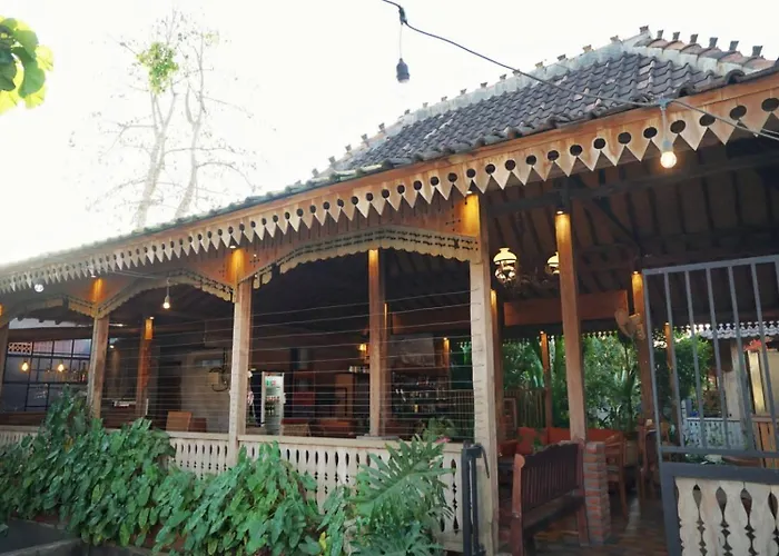 Oma Joglo